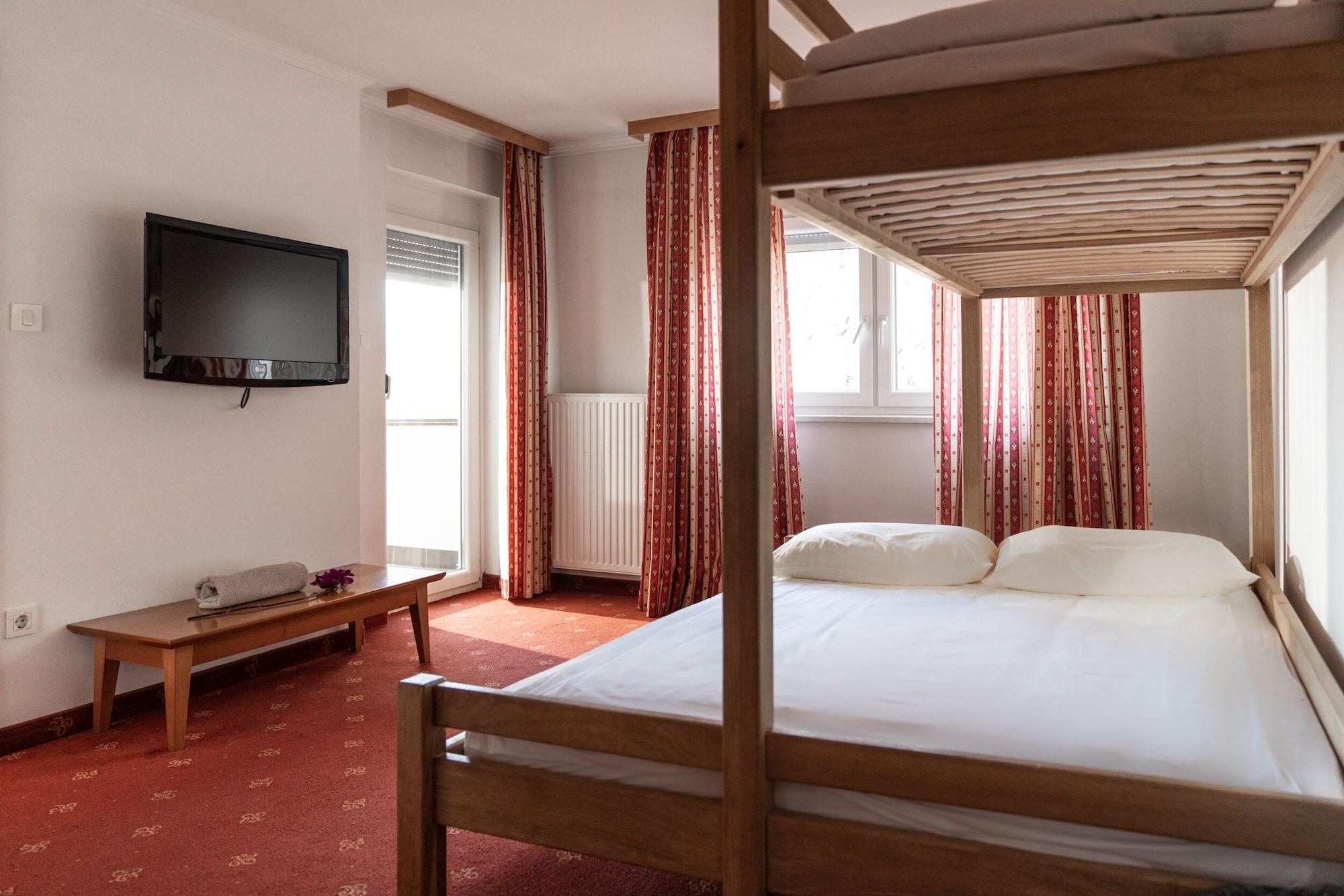 Hotel Medno Eksteriør billede