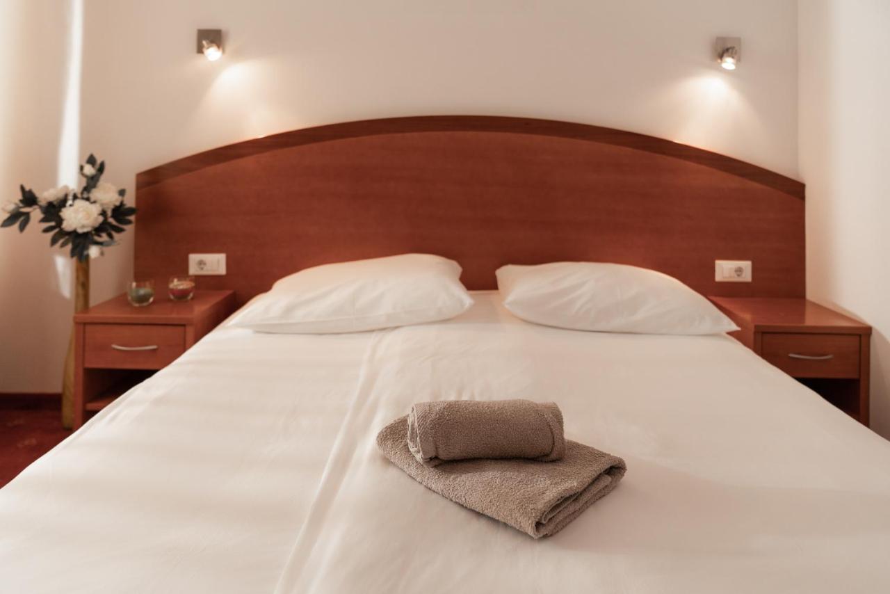 Hotel Medno Eksteriør billede